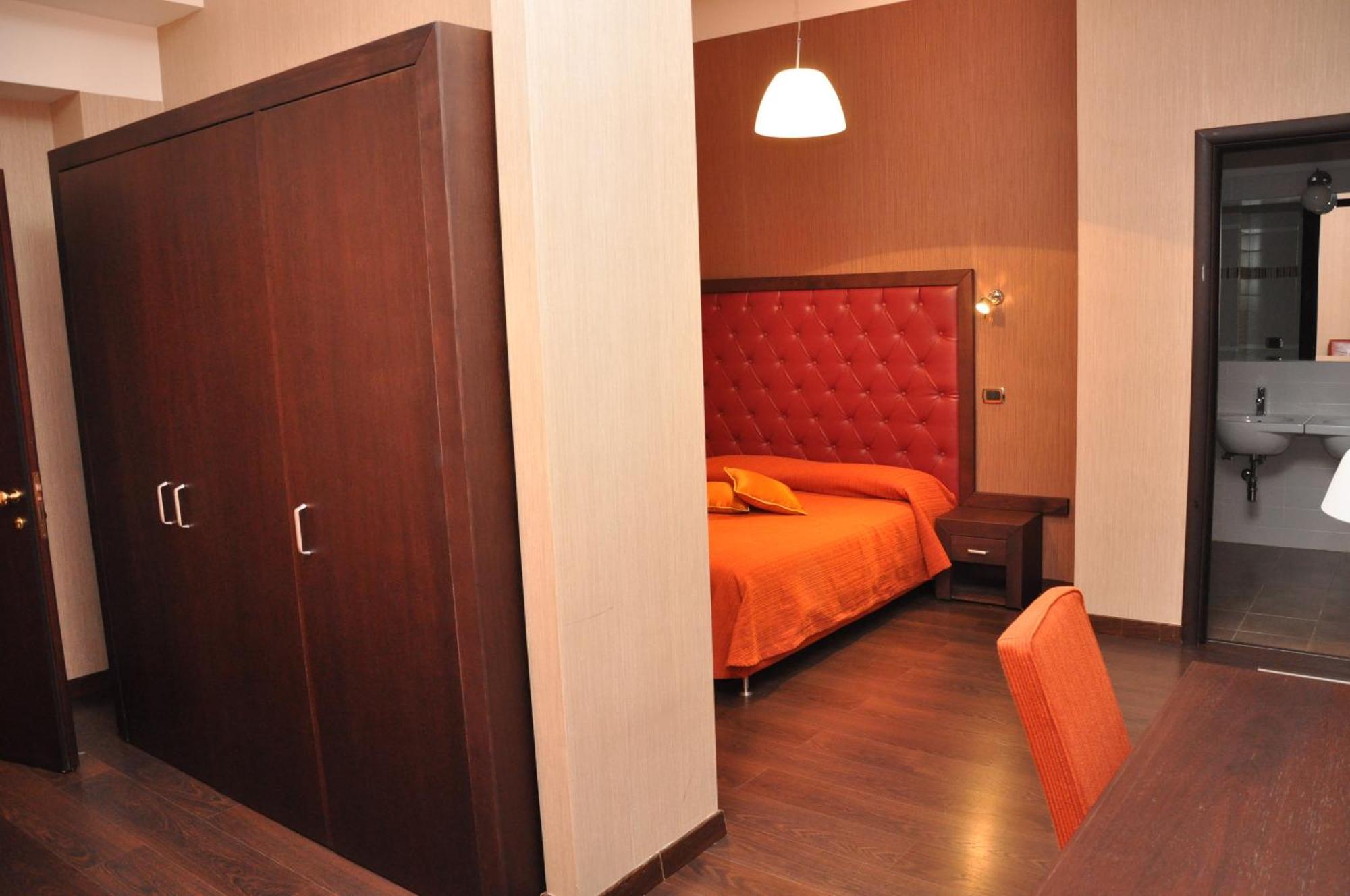 Hotel Fontana Del Re Ariano Irpino Habitación foto